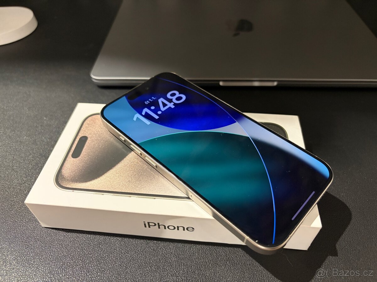 Apple iPhone 15 Pro - 10