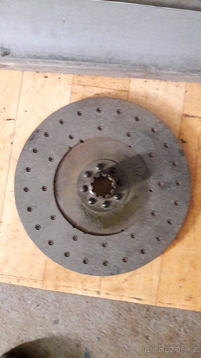 drobnosti k autům - 10