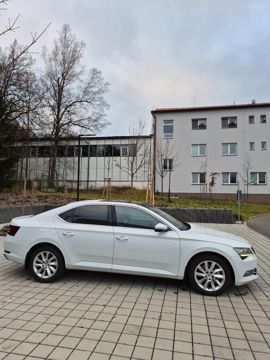 Škoda Superb 3,4x4,manual. 110kw - 10