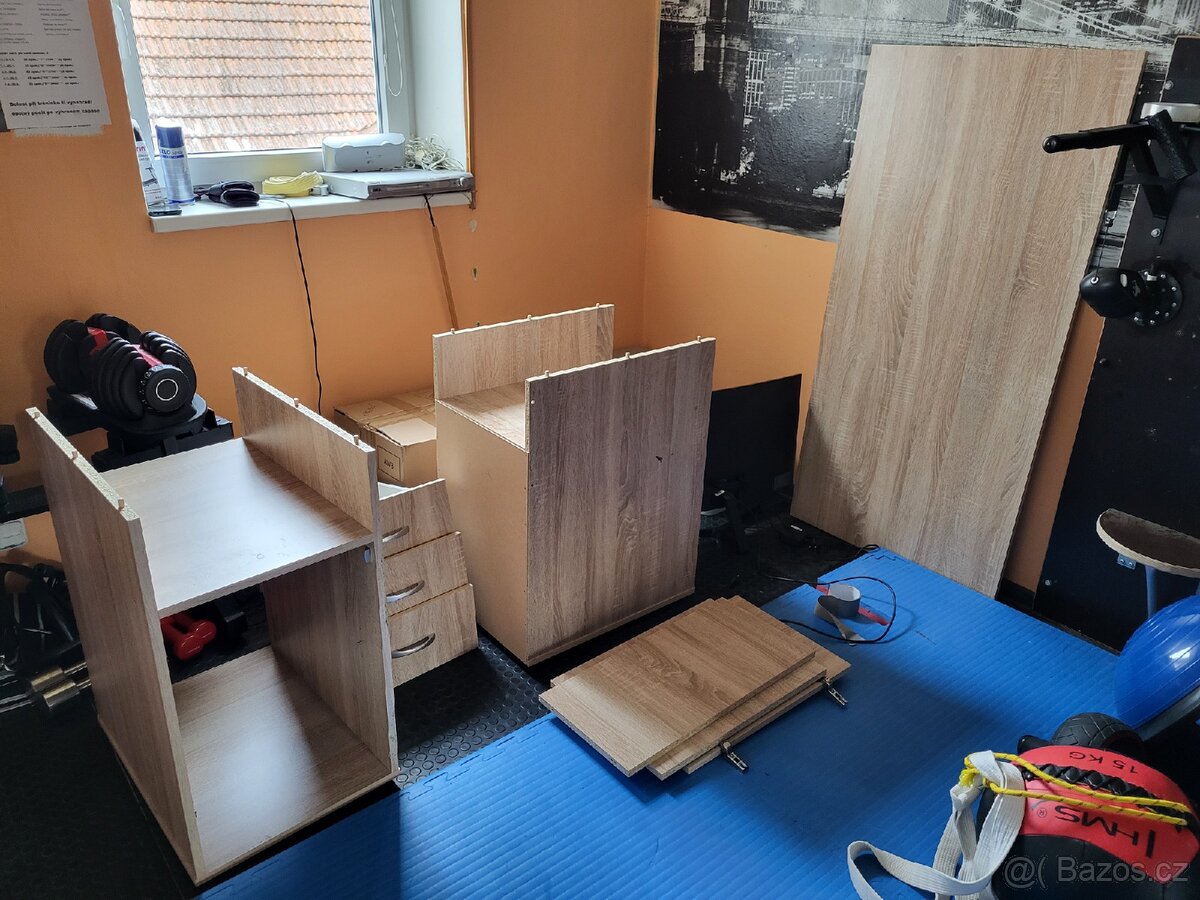 Psací stůl - 10