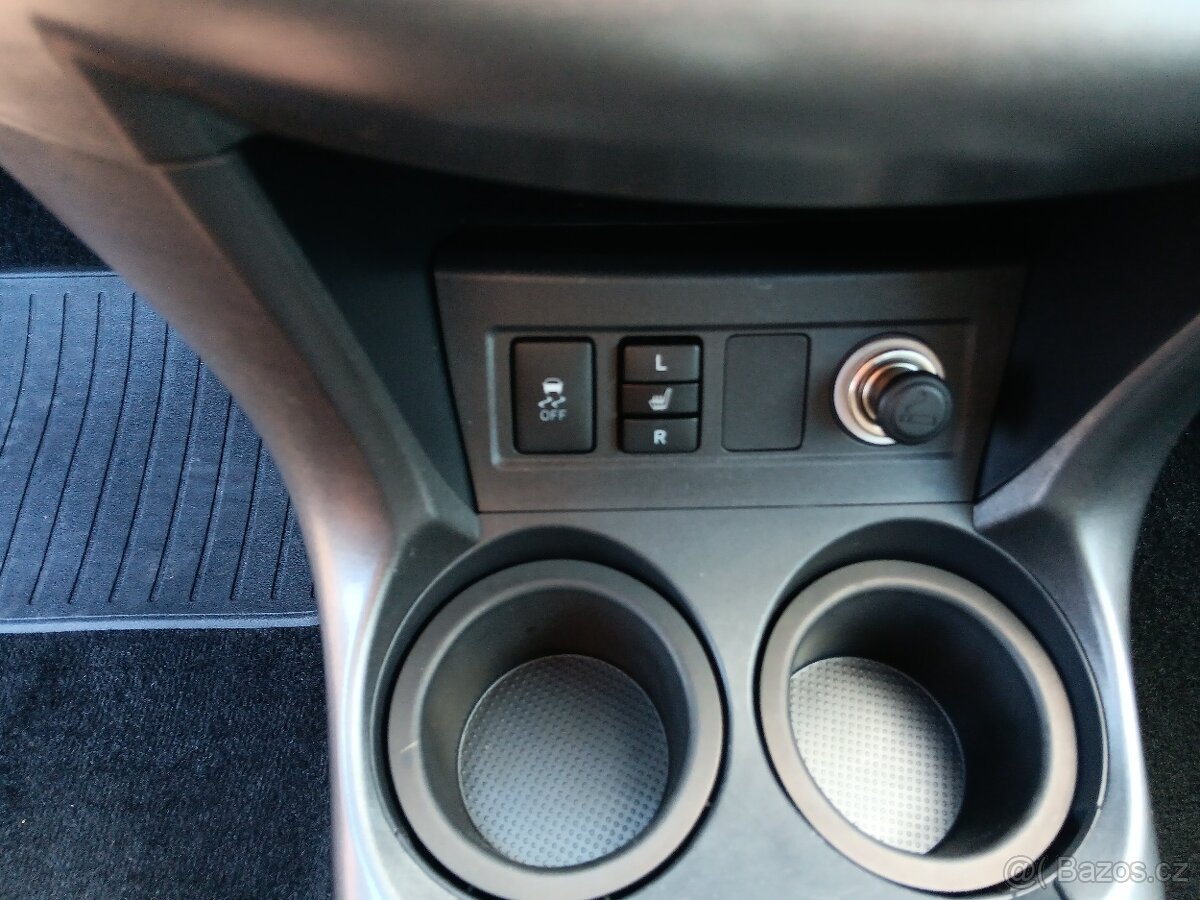 Toyota RAV4 2.2 D4D 110 KW 4x4 - 10