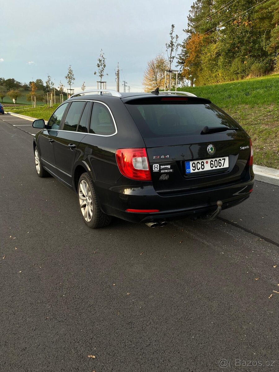 Škoda Superb combi - 10