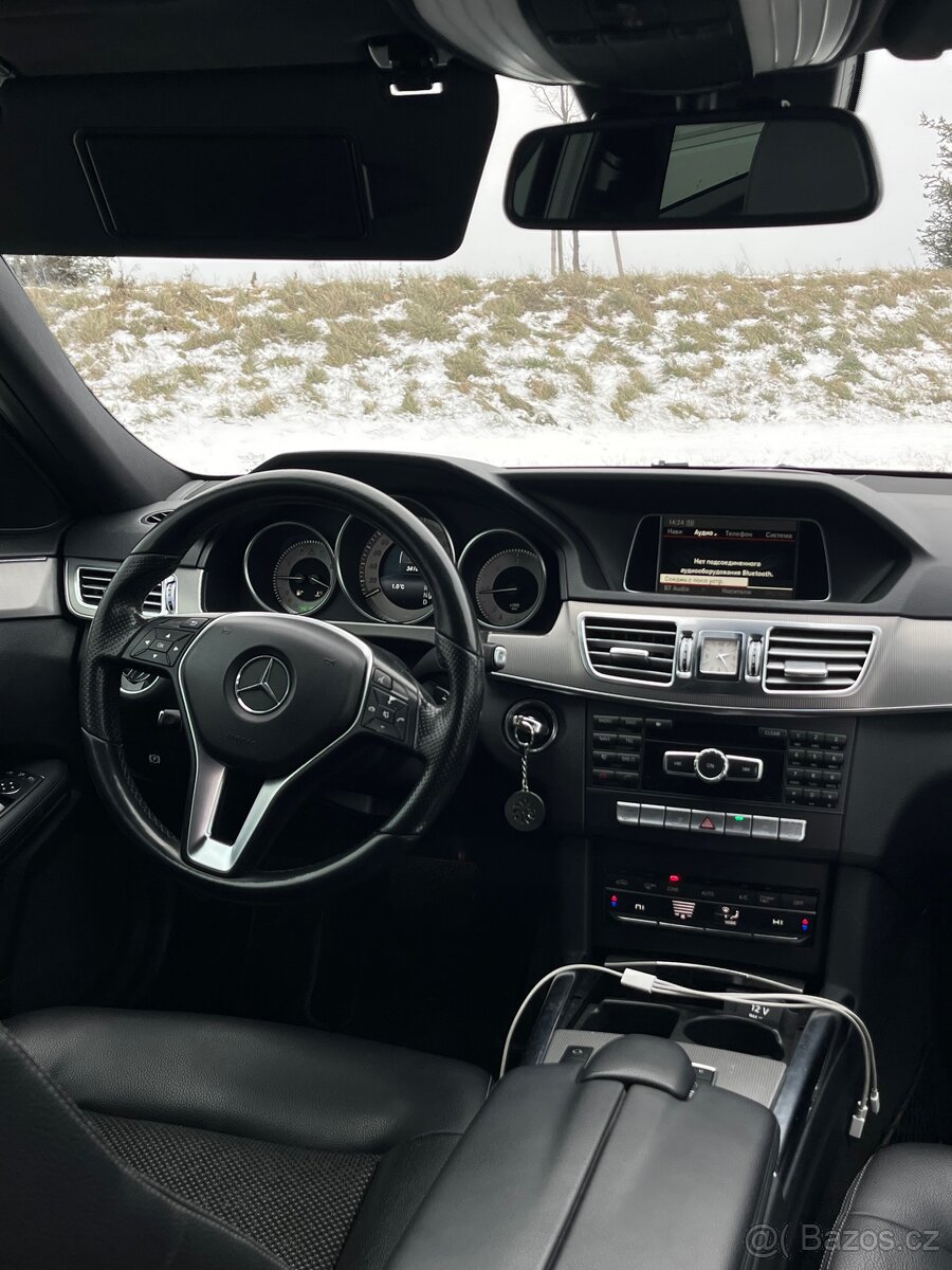 Mercedes-Benz W212 - 10