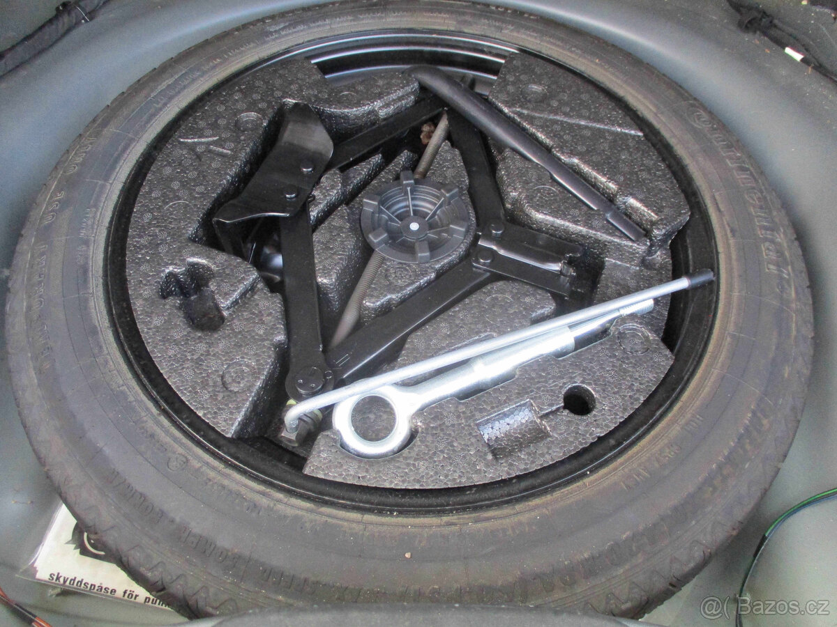 VOLVO XC70 2,4D 133kw Geartronic Momentum AWD 2015 - 10