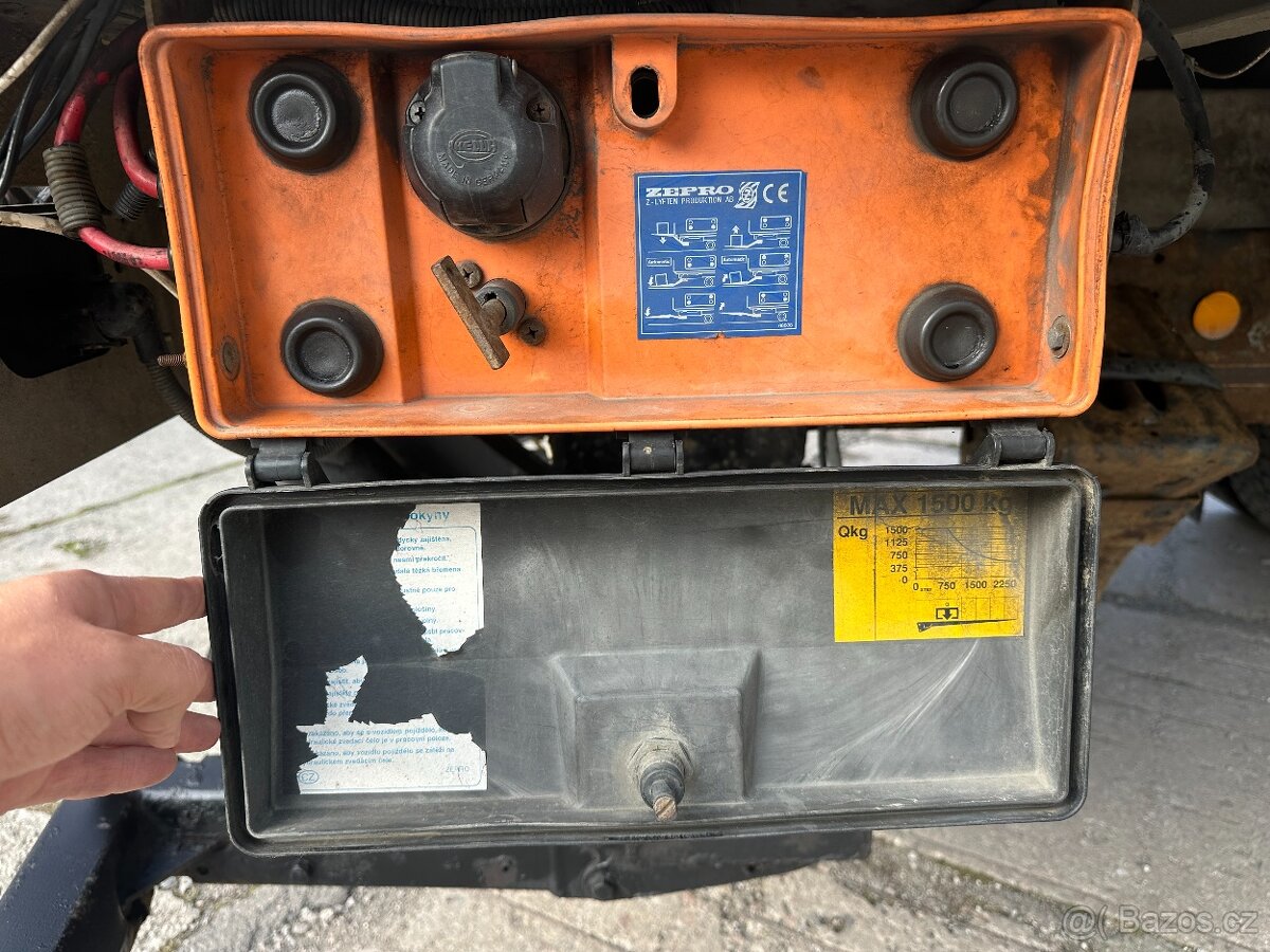 Iveco Eurocargo 140E25 SKŘÍŇ ČELO EURO4 - 10