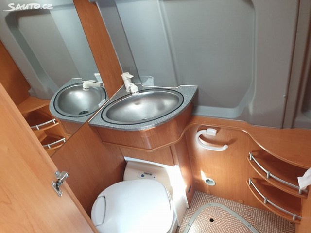 Citroën DETHLEFFS vestavba 2.2JTD - 10