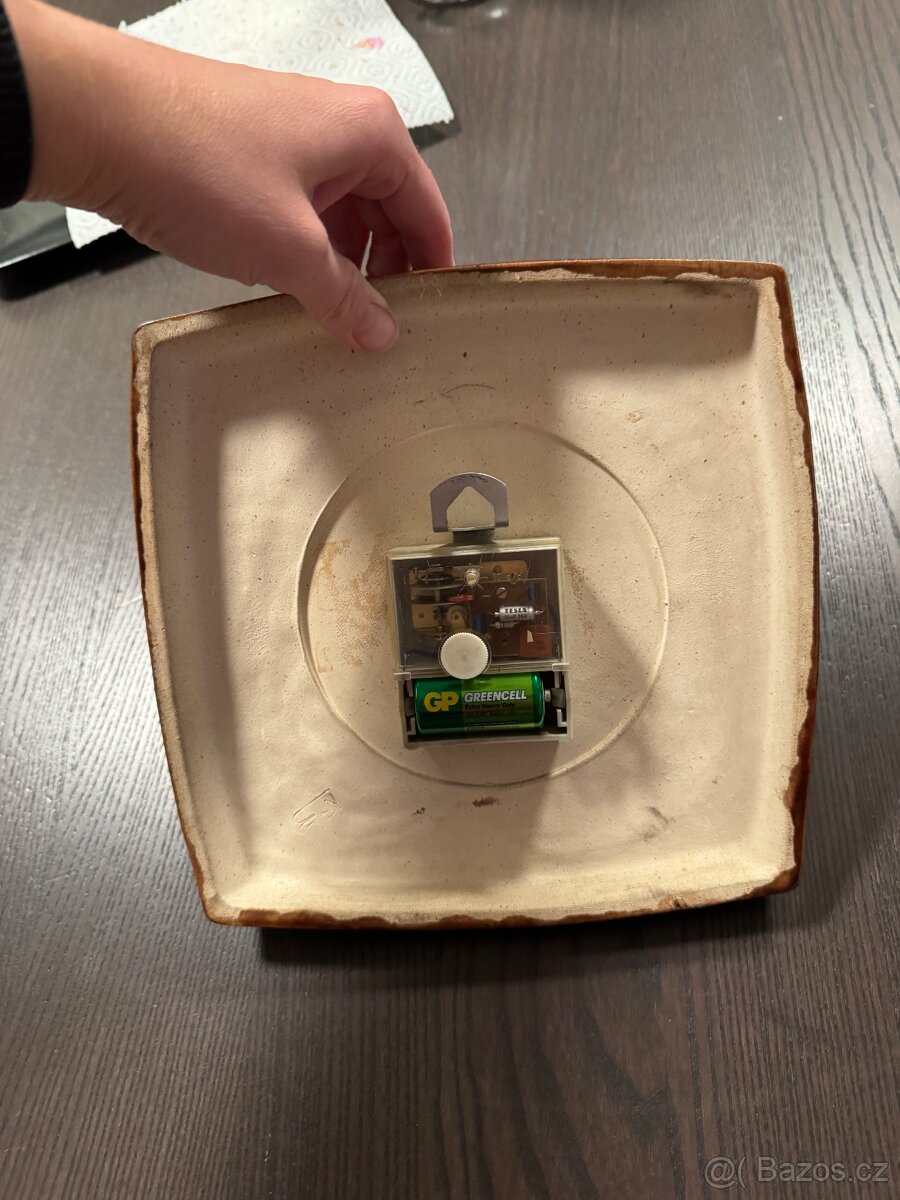 Keramické hodiny Prim - funkční - 10