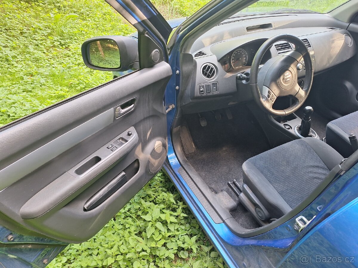 Prodám veškeré náhradní díly Suzuki swift 1.3 benzín - 10