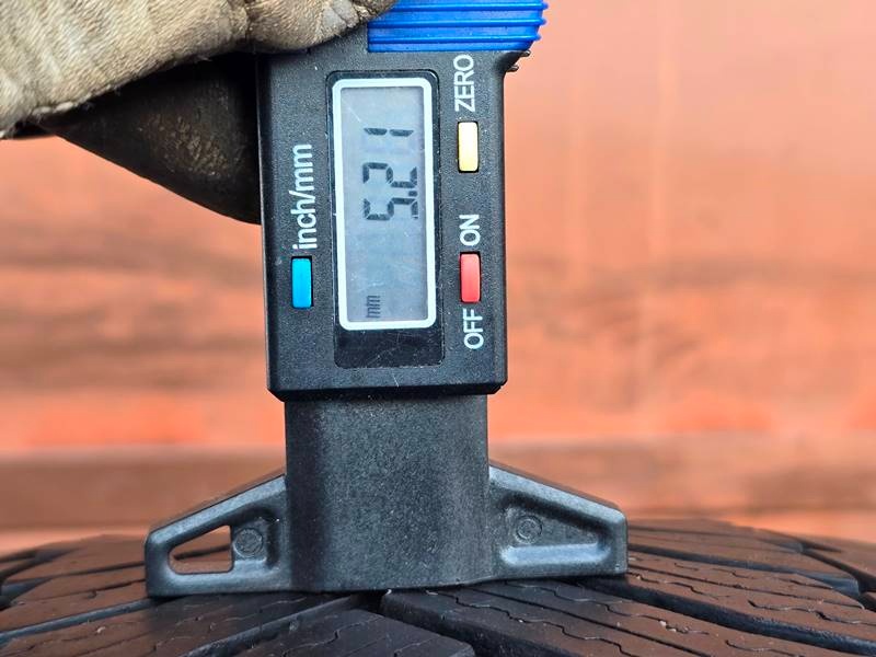 Zimní Michelin 225/50/17 - 10