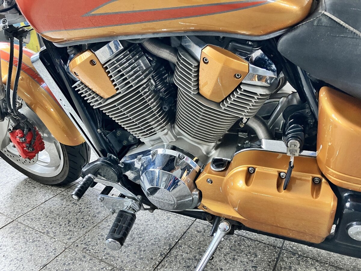 Honda VTX - 10