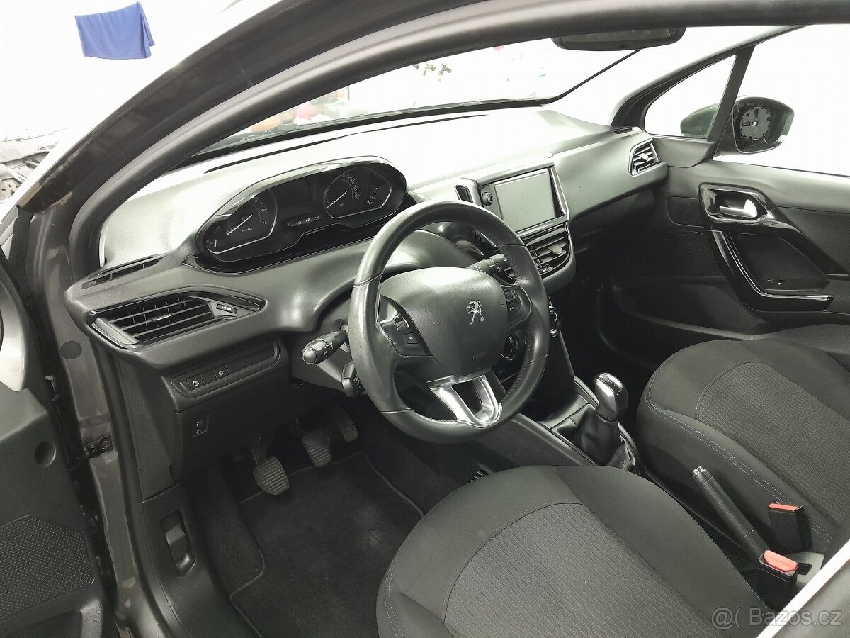 Peugeot 208 1.2 VTI-12V - 10