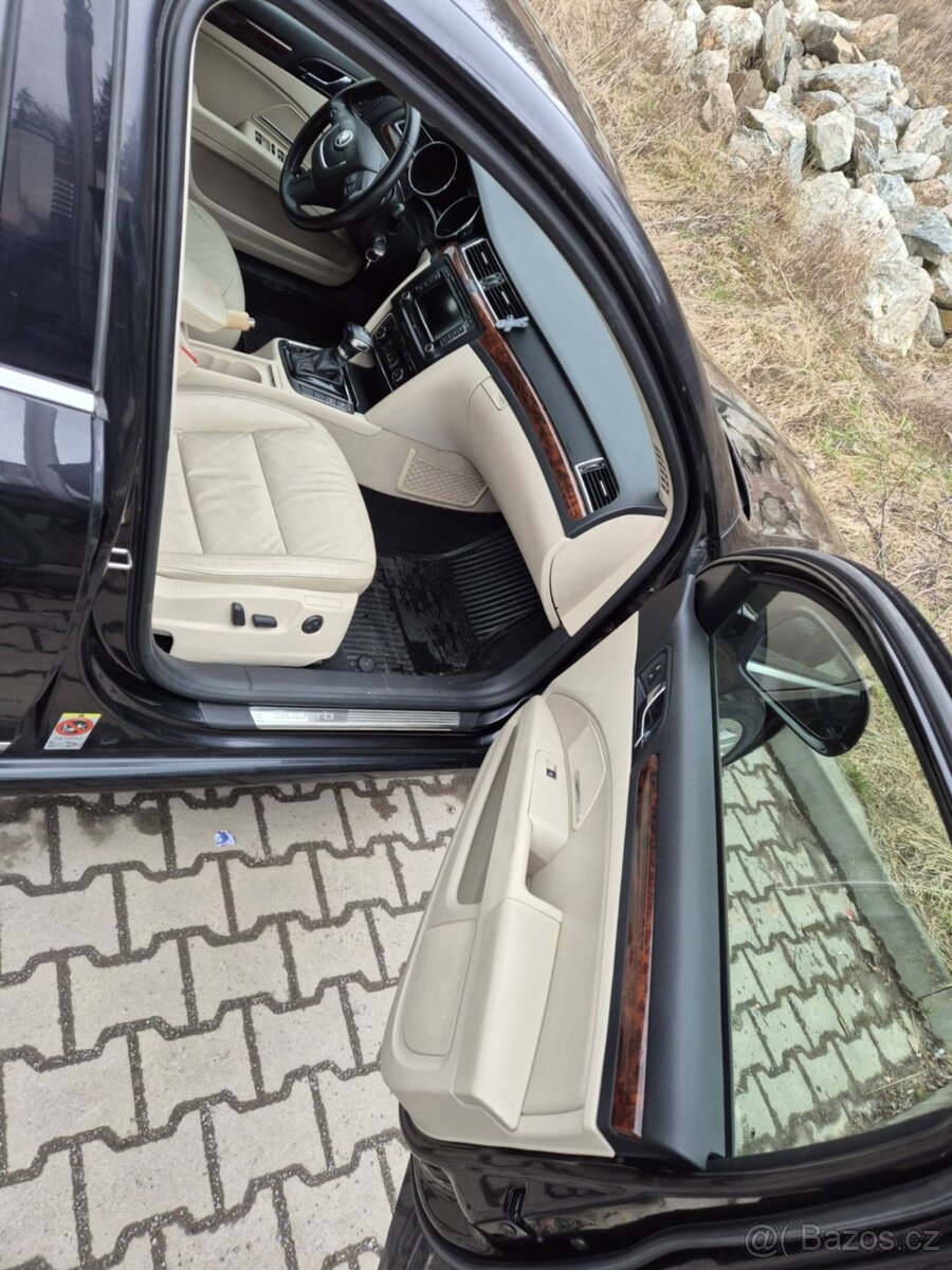 Škoda Superb - 10