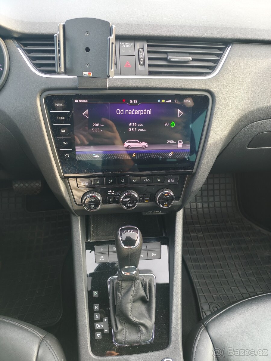 Škoda Octavia 3 facelift 2.0 TDI Plná výbava - 10