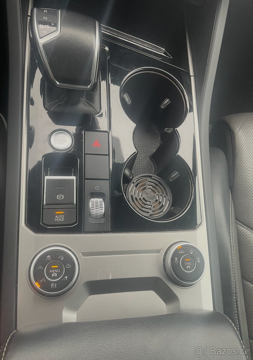 VW Touareg 4x4,Webasto,kamera,asistenty,nočné videnie, - 10