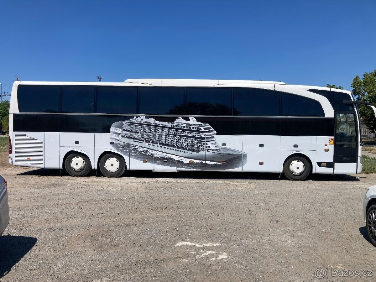 MERCEDES TRAVEGO 17shd - 10