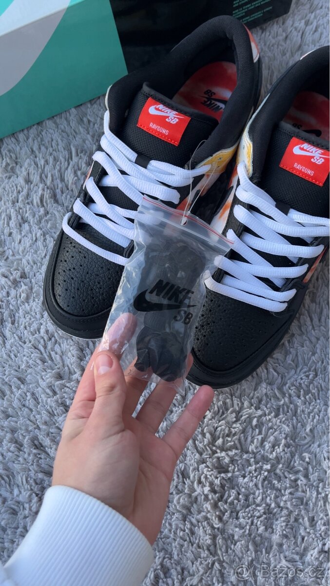 Nike SB Dunk Low Raygun Tie-Dye Black - 10