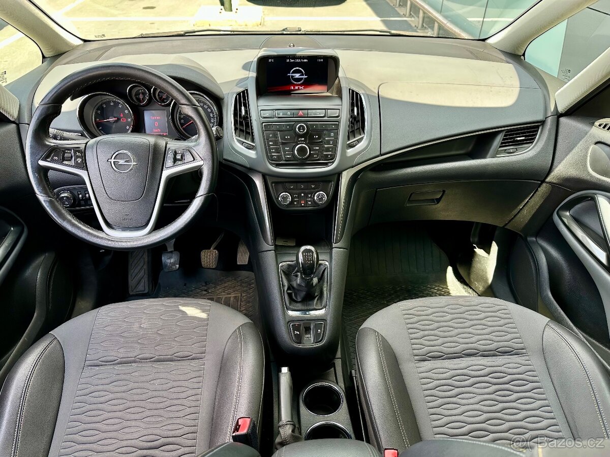 Opel Zafira Tourer 1.4T, LPG, ČR, Servis, 2014 - 10
