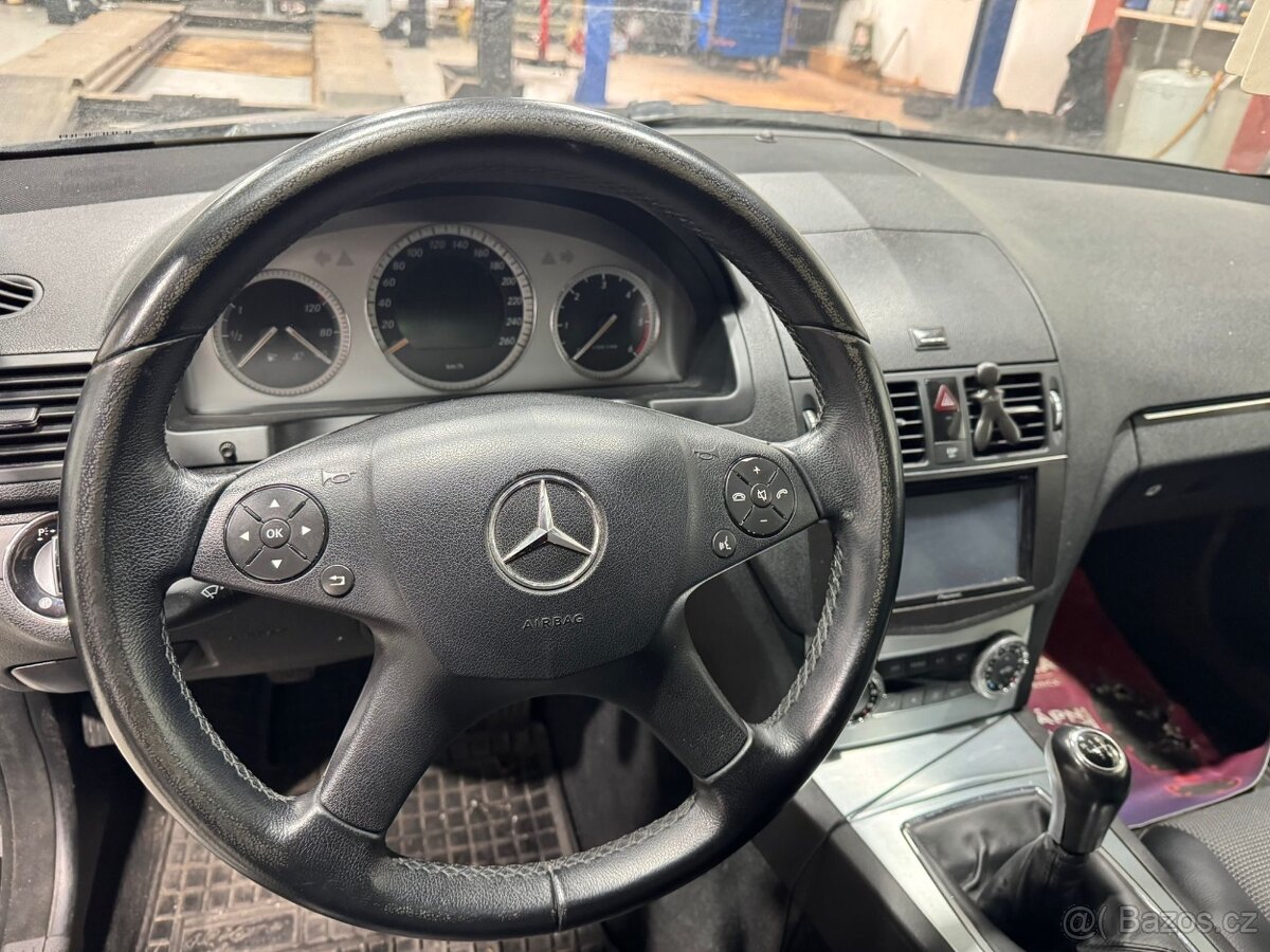 Mercedes Benz třídy C - 10