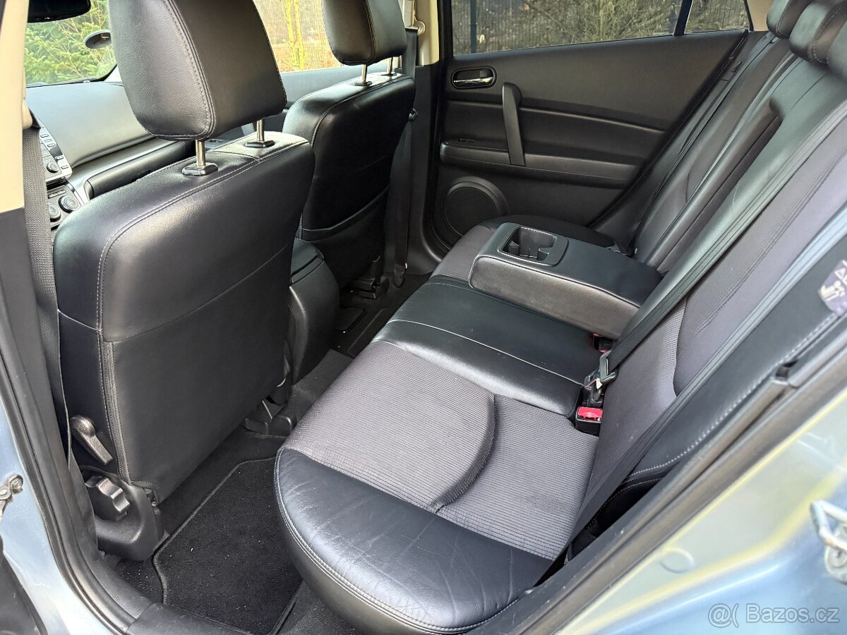 Mazda 6,Kombi, 2.0i16v 114 KW ,Tažné,Alu.2011 - 10