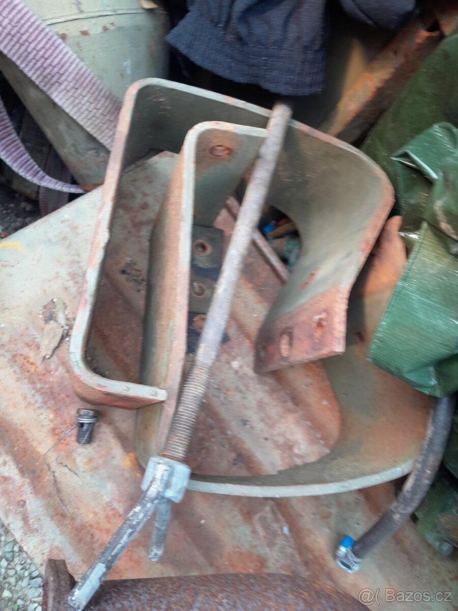 Praga V3S náhradní díly - 10