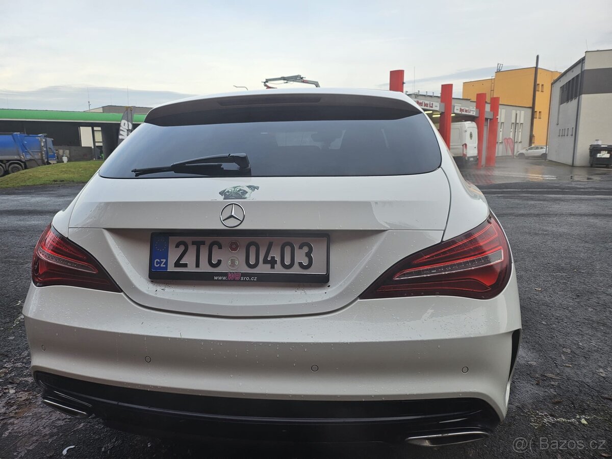 Mercedes Benz CLA 1.6 Automat Panó AMG line - 10