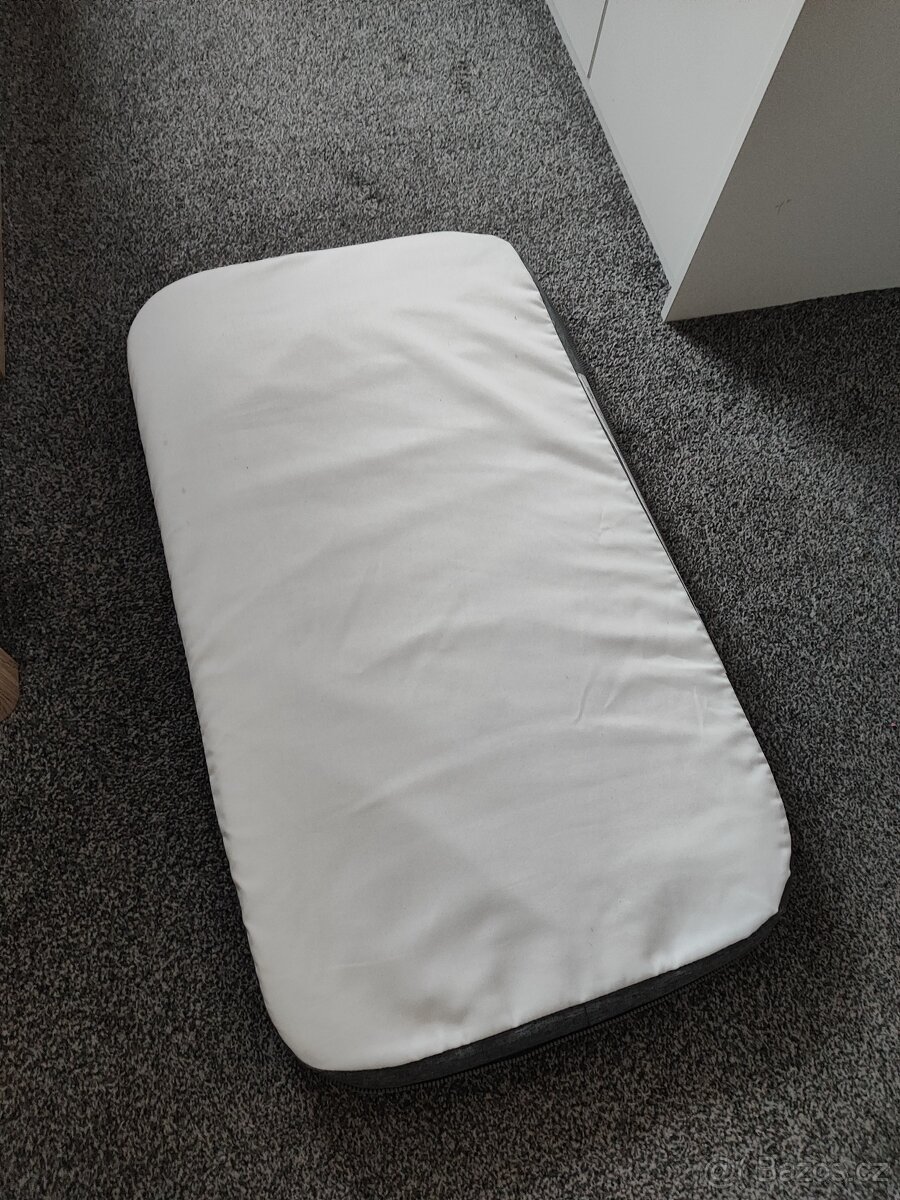 Dětská cestovní postýlka - 10