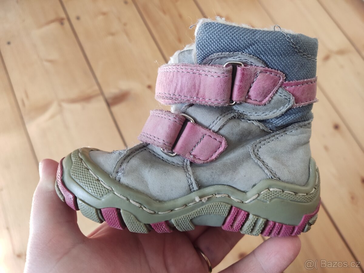 Holčičí boty - 10