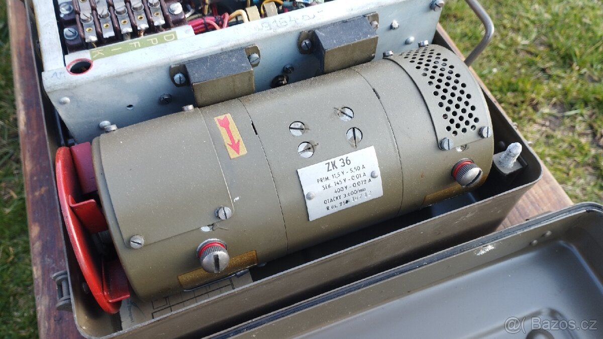 Měnič k radiostanici ZD31 - 2 kusy - 10