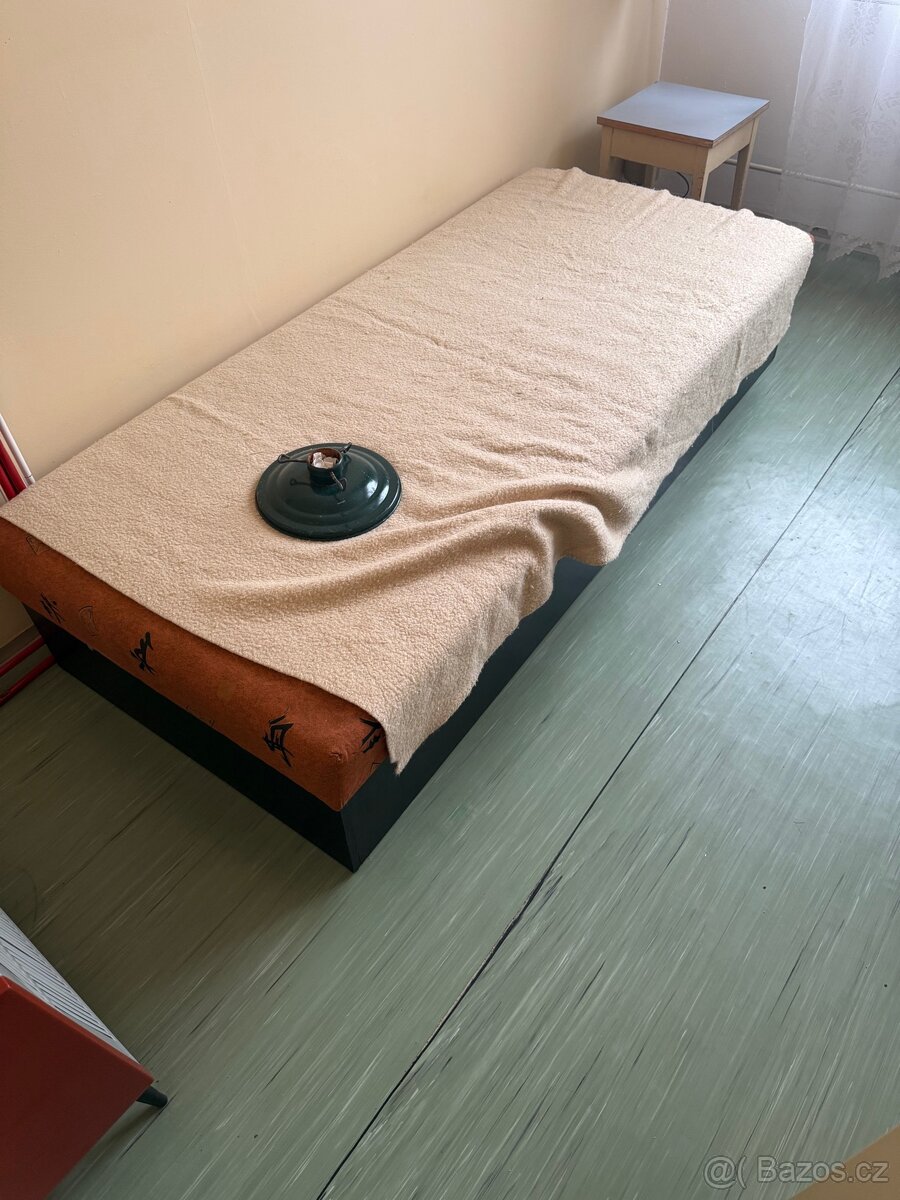 Starý nábytek - ZDARMA - 10