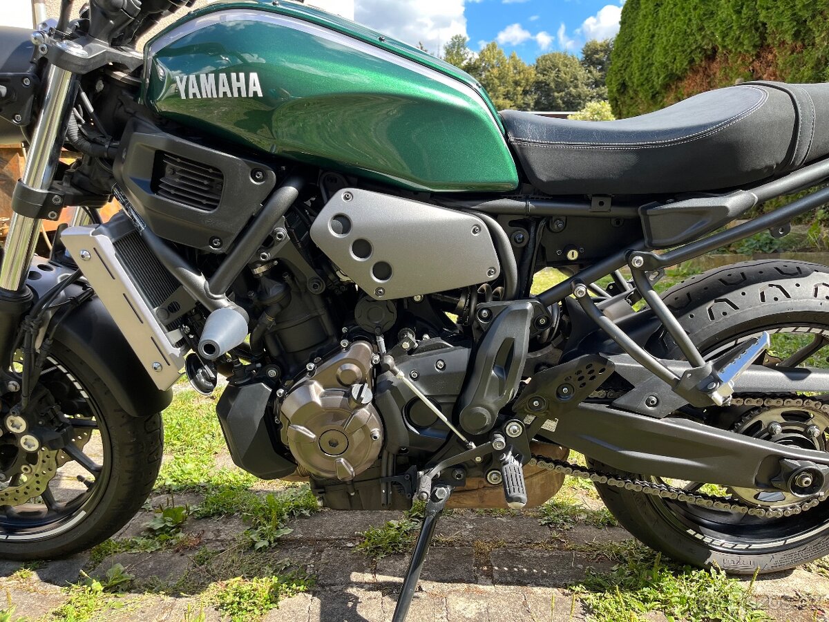 Yamaha xsr 700 - 10