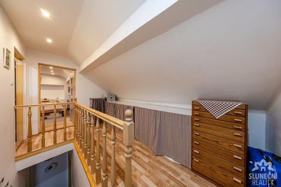 Prodej mezonetového bytu 4+1 se zahradou, 100 m², Popovice - 10