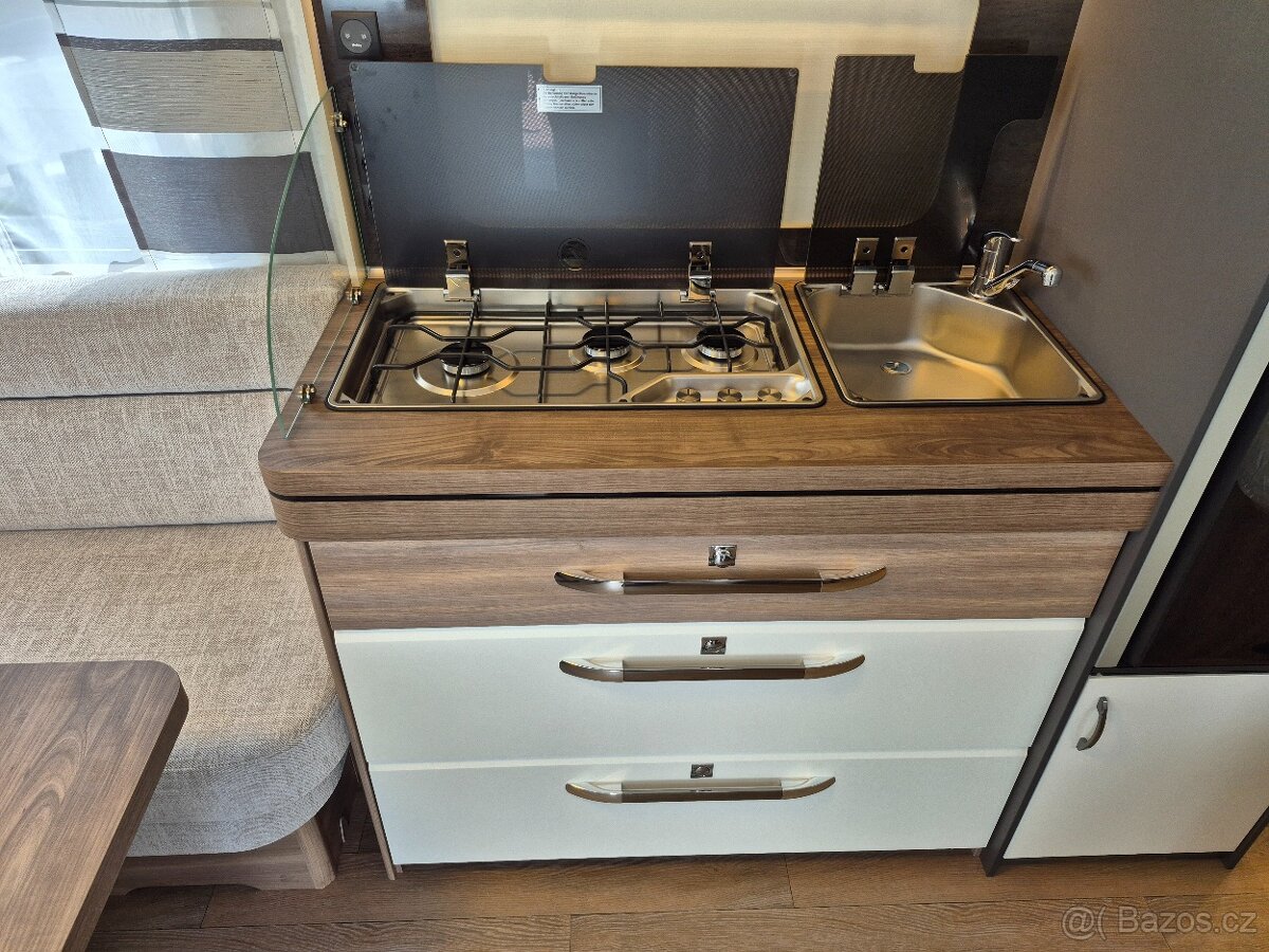 Nový obytný přívěs Hobby Excellent Edition 460 UFe - 10