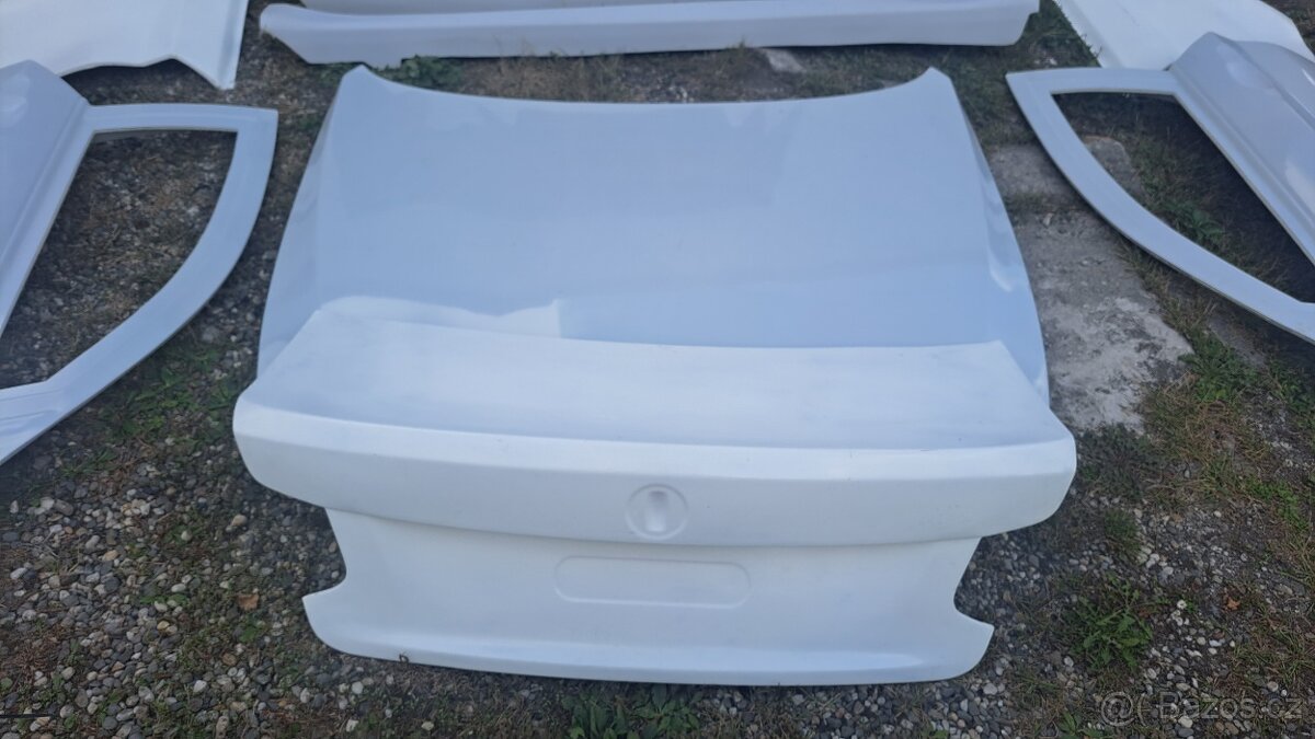 Karosářský kit BMW F87 F22 body kit - 10