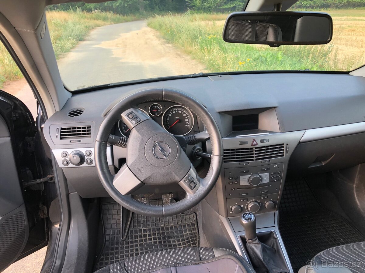 Opel Astra H 1.8ecotec - 10
