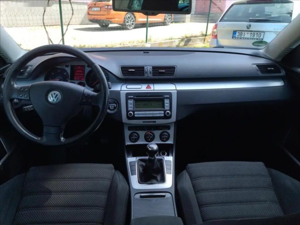 Volkswagen Passat, 2,0 TDi Sport - 10