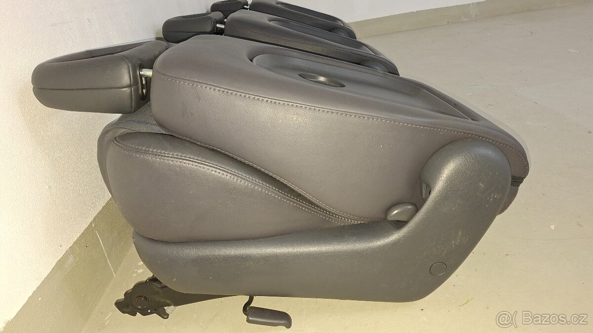 Zadní polokožené sedačky SAG - 10