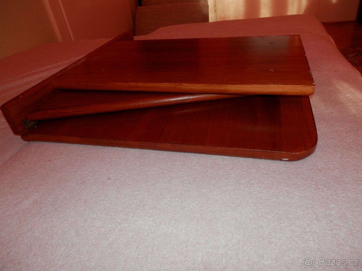 Výklopný stolek. - 10