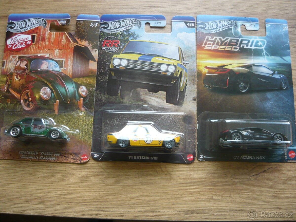 AUTÍČKA HOT WHEELS - 10