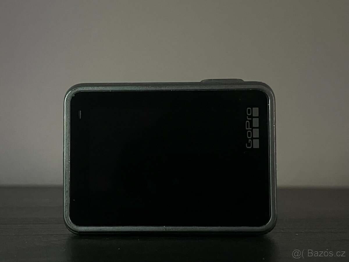 GoPro HERO7 Black + sada Rollei - 10