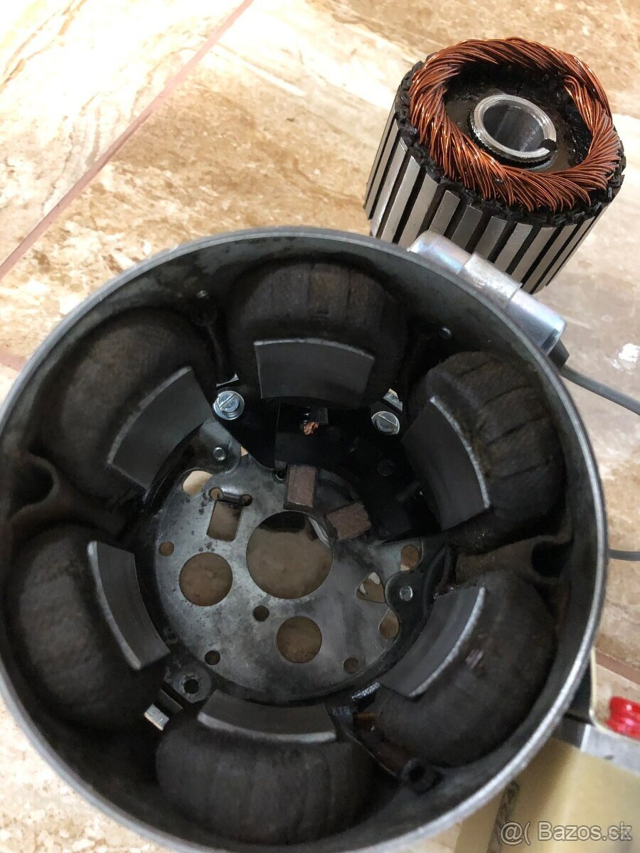 Jawa kývačka, panelka 250 - zapalování po GO, + pól - 10