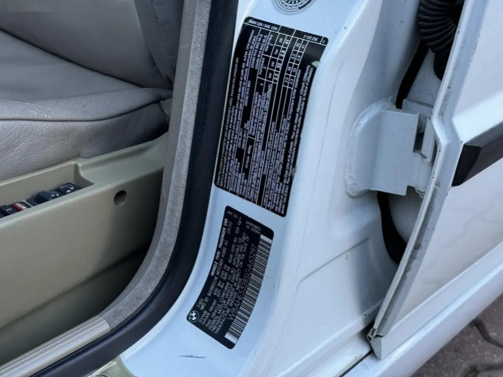 BMW Řada 5, 540i e34 - 10