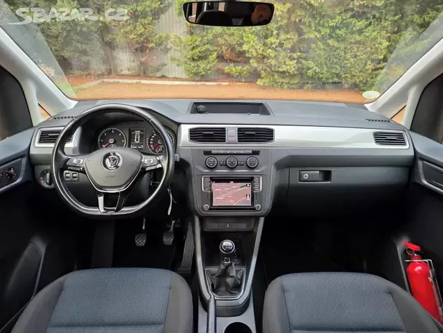 VW Caddy Maxi 2.0 TDI 110kW,7.Míst,Navi,Tažné,2015 - 10