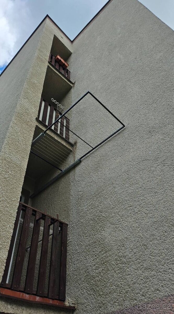 Výsuvný sušák na prádlo - 10