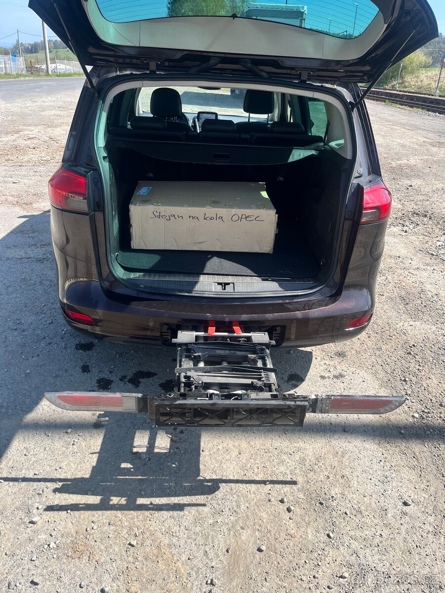 Opel Zafira tourer - 10
