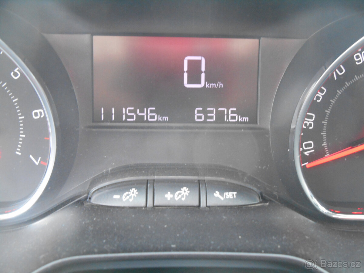 PEUGEOT 208 1.2 VTI ACTIVE - 10