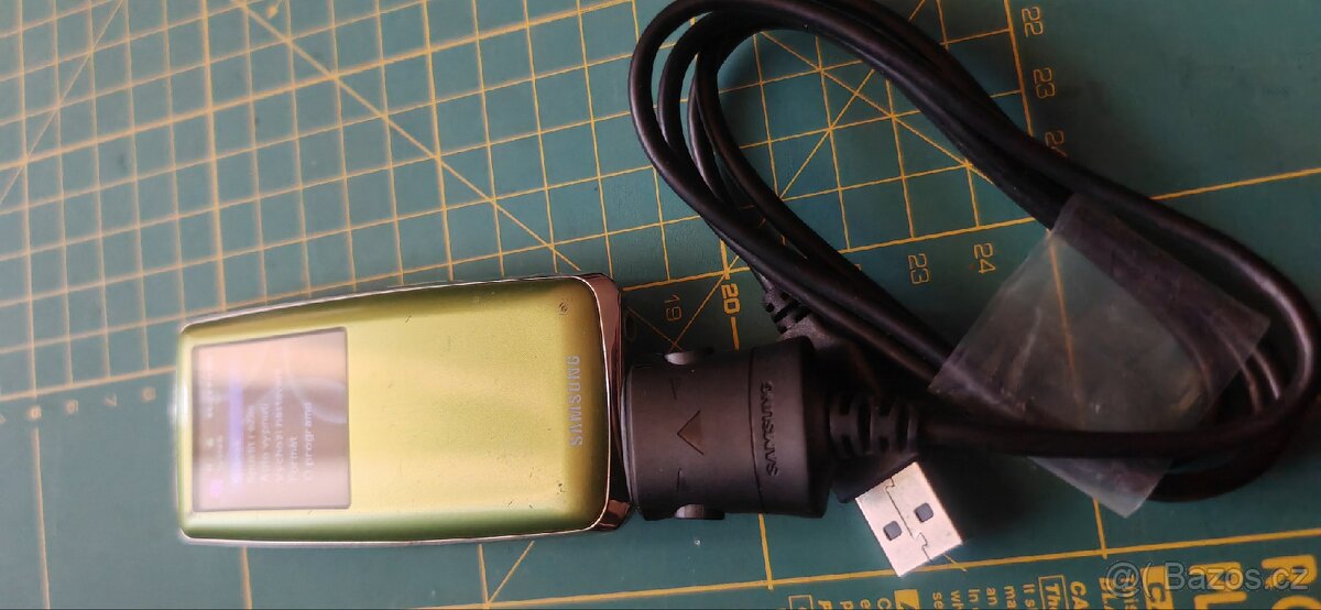 Samsung YP S3 MP3 přehrávač - 10