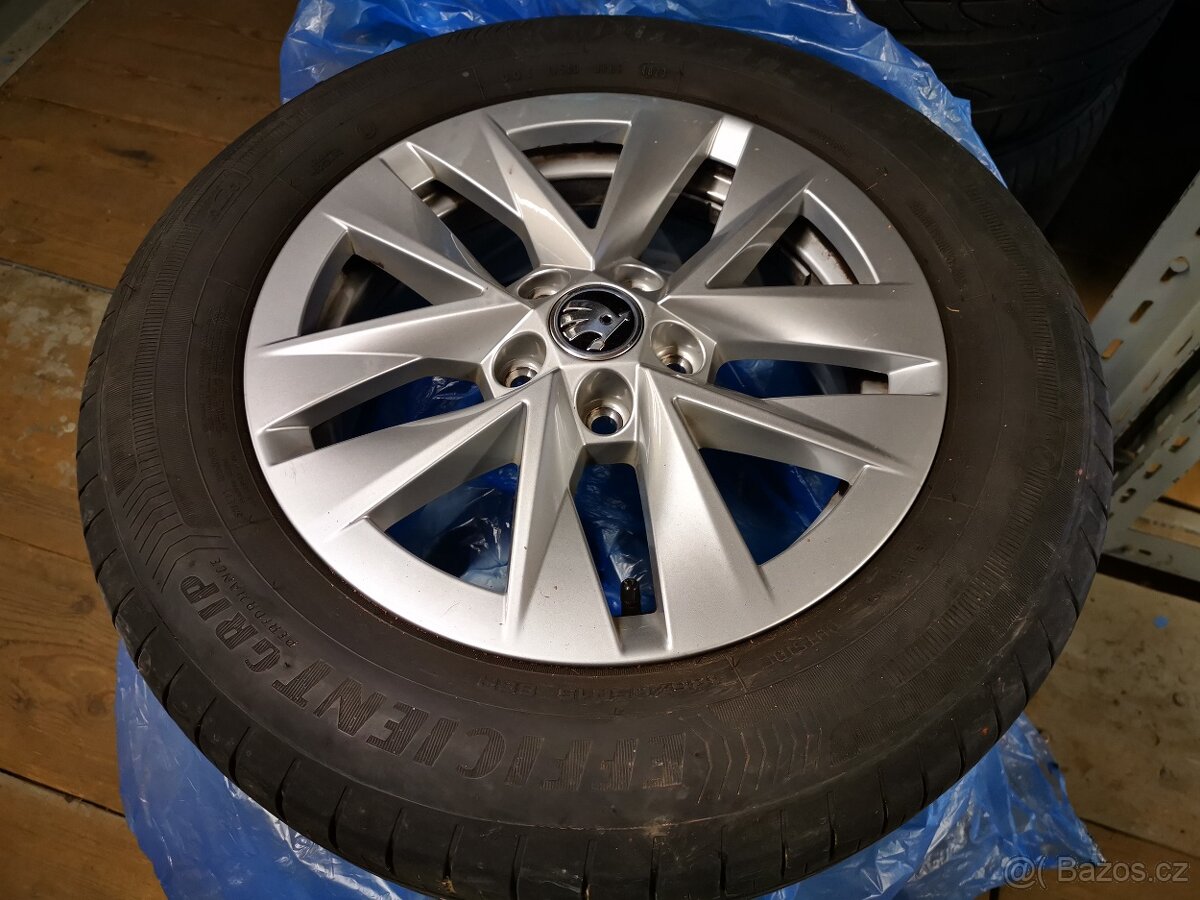ŠKODA Fabia 1.0TSI 81kW DSG 2024 ČR 5506km ZÁRUKA 5 let - 10