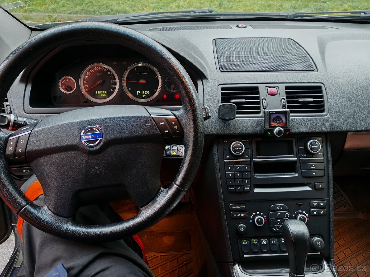 Volvo xc90 D5 136kw - 10
