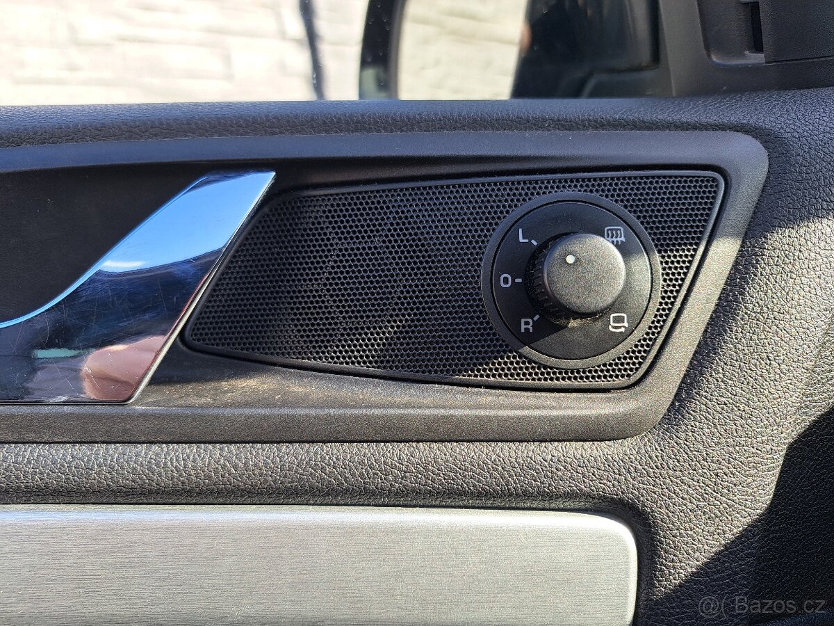 Škoda Octavia 2 RS Facelift, 2.0 TDI, 125 kW, CEGA, navi - 10