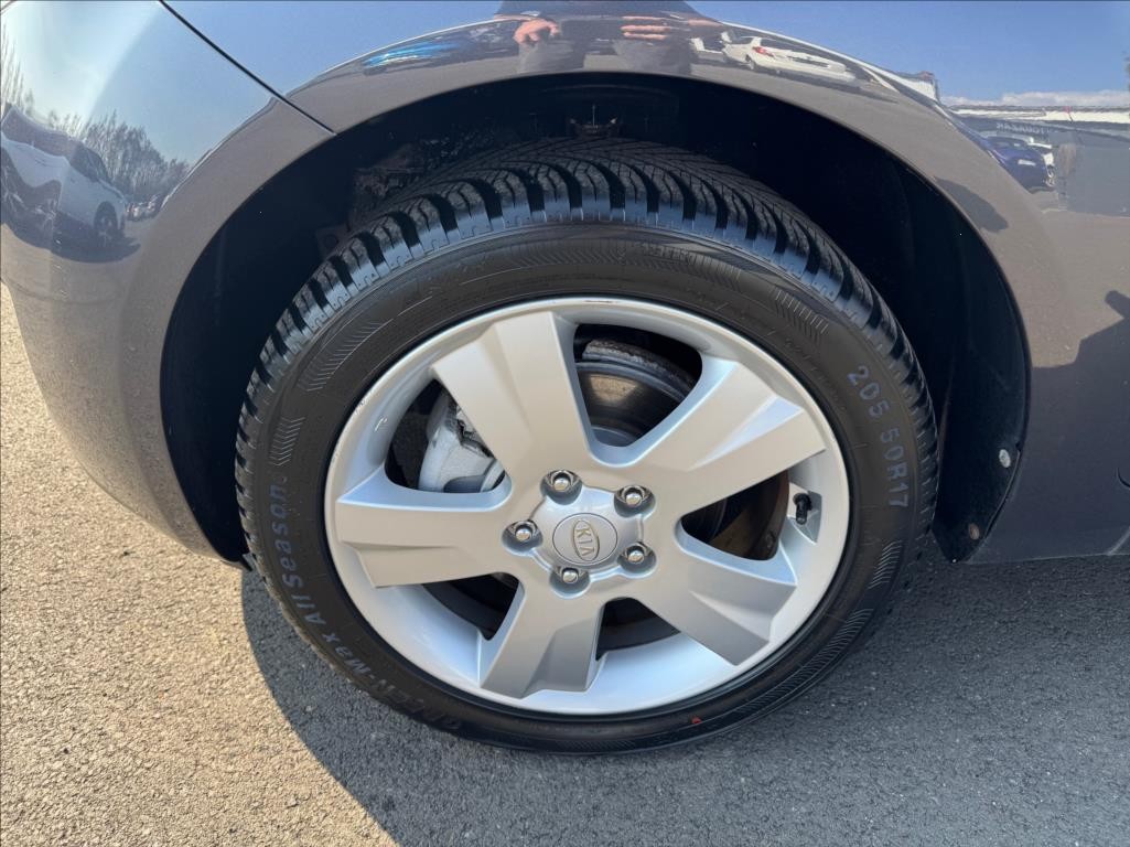 Kia Venga 1,6 (2012) - 10